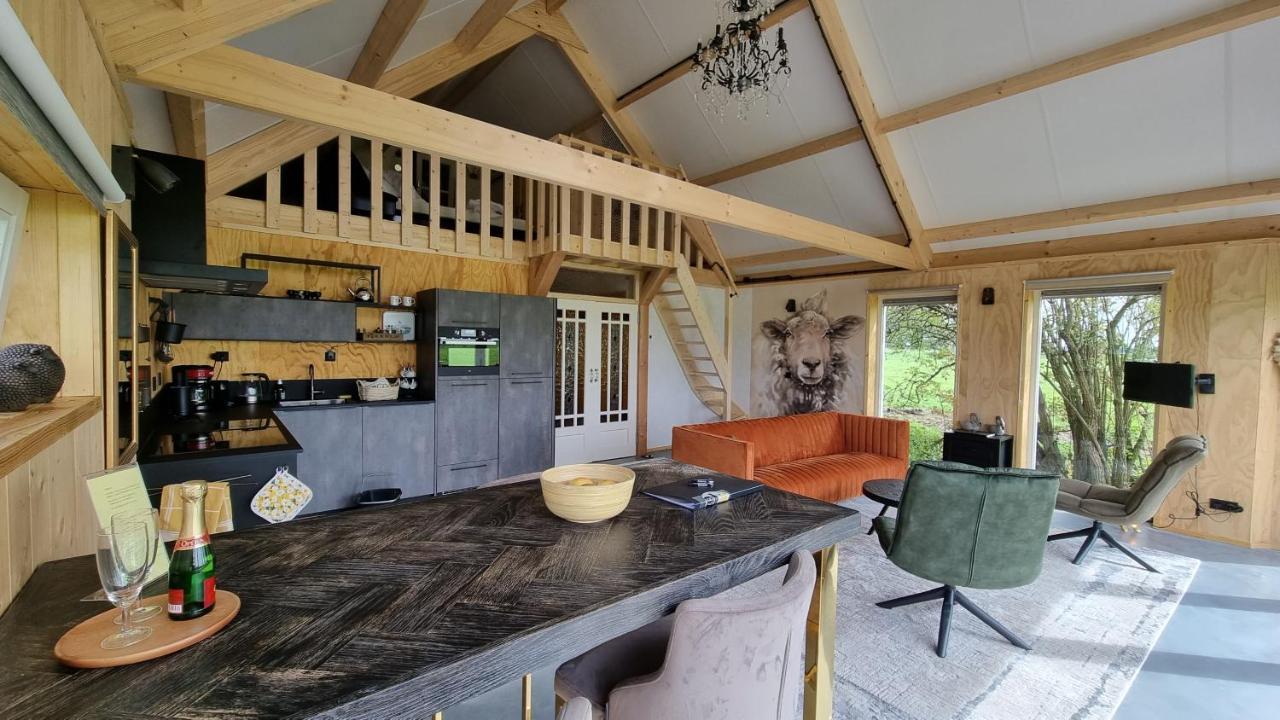 City Farmers Lodge, A Guesthouse With A Skyline View In Rural อัมสเตอร์ดัม ภายนอก รูปภาพ