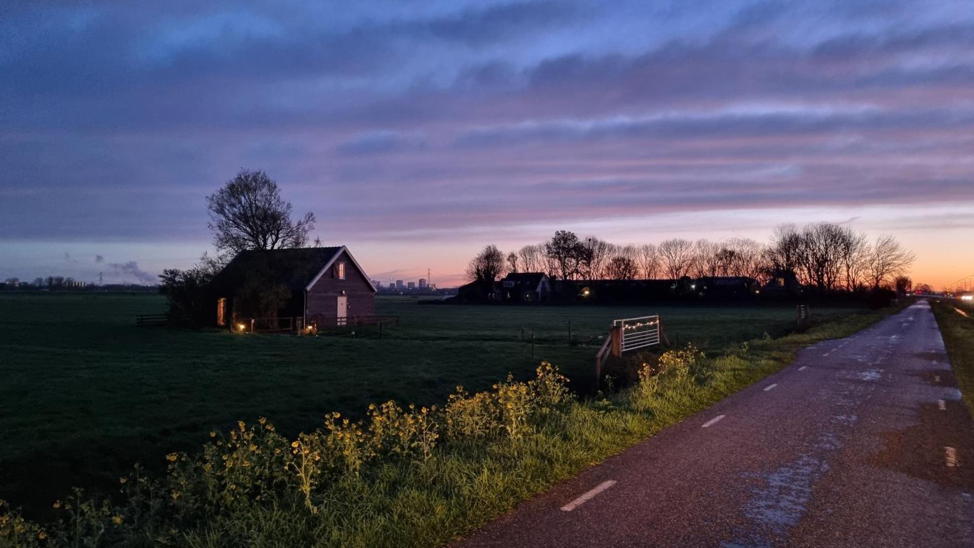 City Farmers Lodge, A Guesthouse With A Skyline View In Rural อัมสเตอร์ดัม ภายนอก รูปภาพ